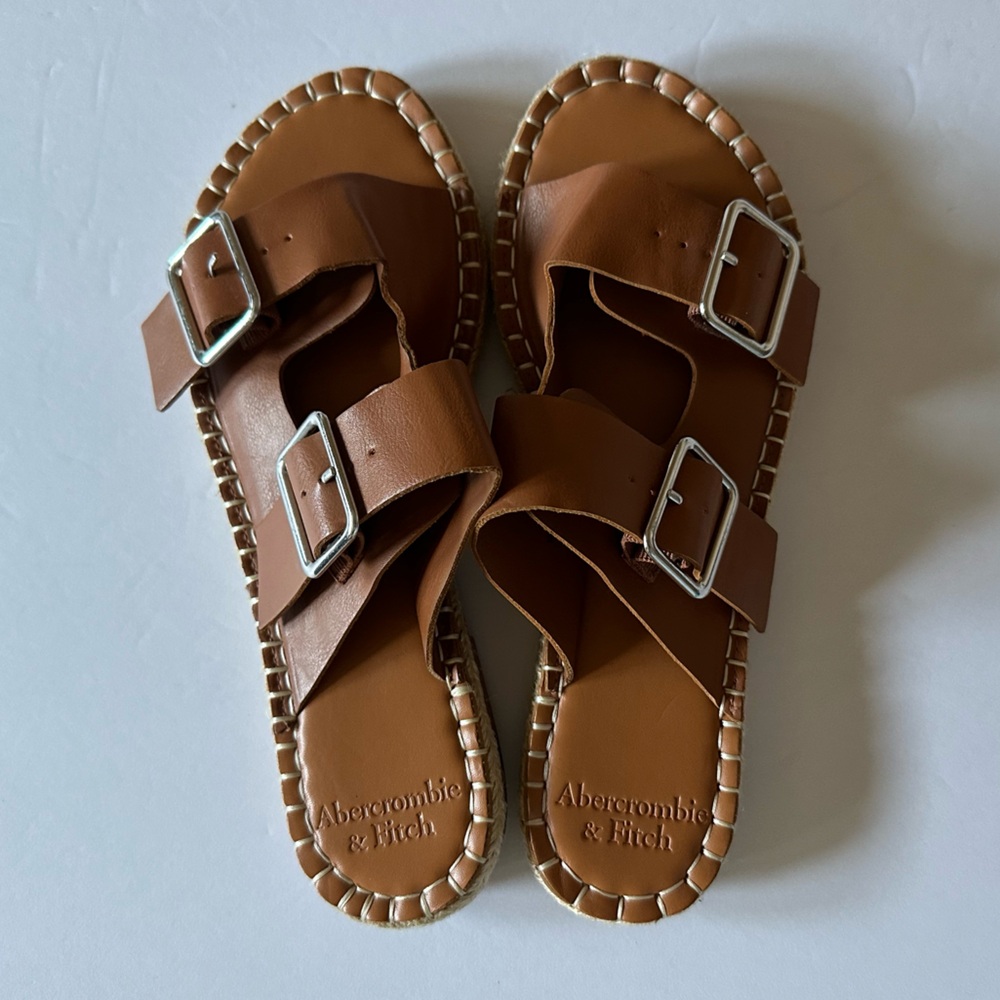 Abercrombie & Fitch brown sandals